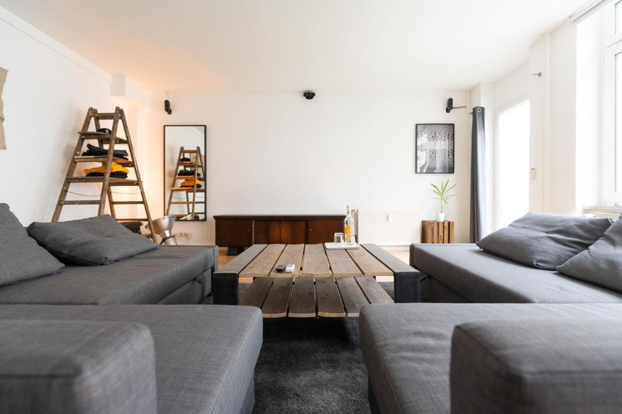 230 M2 Loft Mit Eigenem Wintergarten Mit Tischtennis & Dart, Kostenloser Parkplatz Érfurt Exterior foto