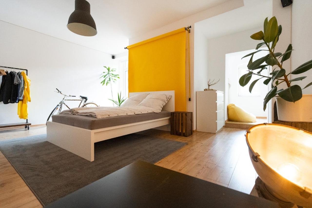 230 M2 Loft Mit Eigenem Wintergarten Mit Tischtennis & Dart, Kostenloser Parkplatz Érfurt Exterior foto
