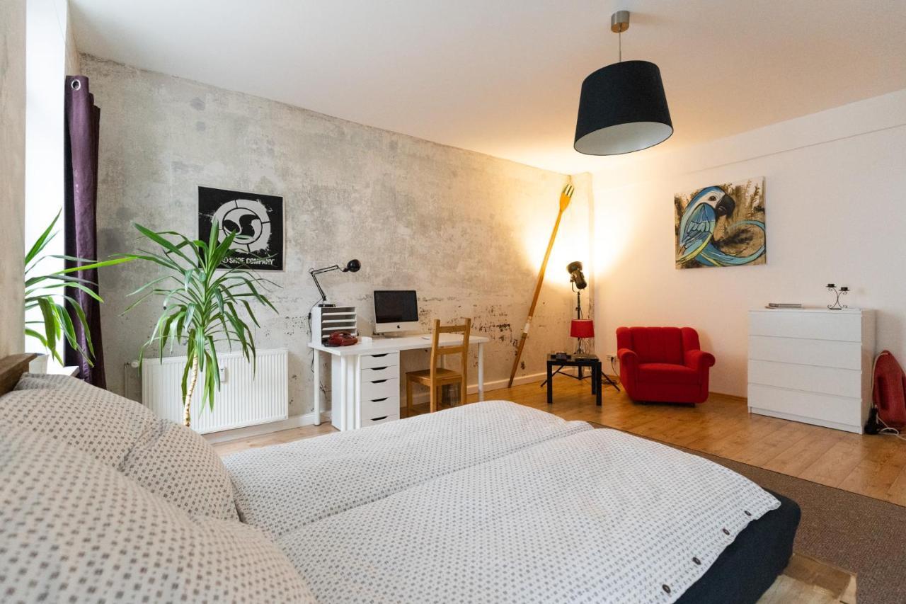 230 M2 Loft Mit Eigenem Wintergarten Mit Tischtennis & Dart, Kostenloser Parkplatz Érfurt Exterior foto
