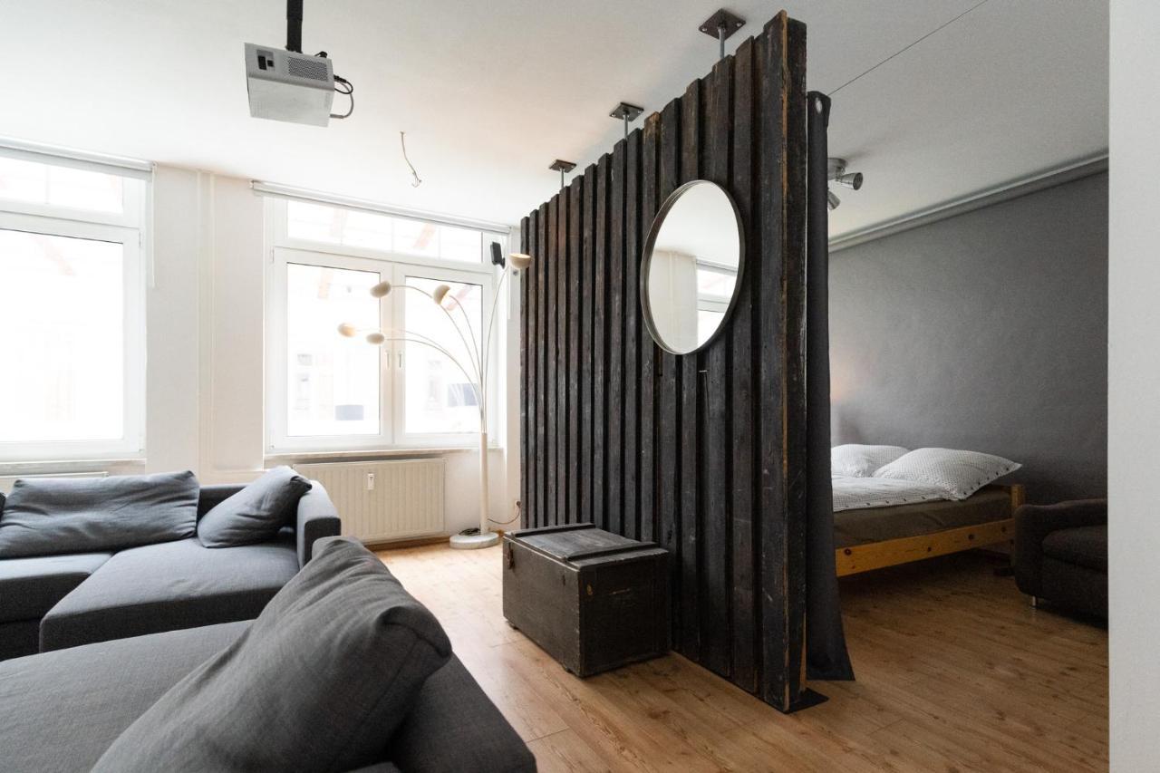 230 M2 Loft Mit Eigenem Wintergarten Mit Tischtennis & Dart, Kostenloser Parkplatz Érfurt Exterior foto